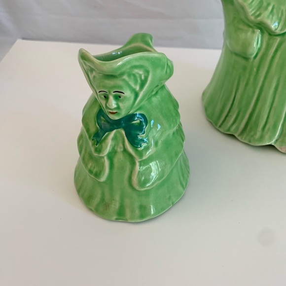 Vintage little old lady teapot, cream and sugar - Picture 3 of 8